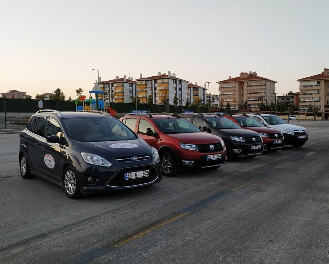 Ecemiz Sürücü Kursu Aracı